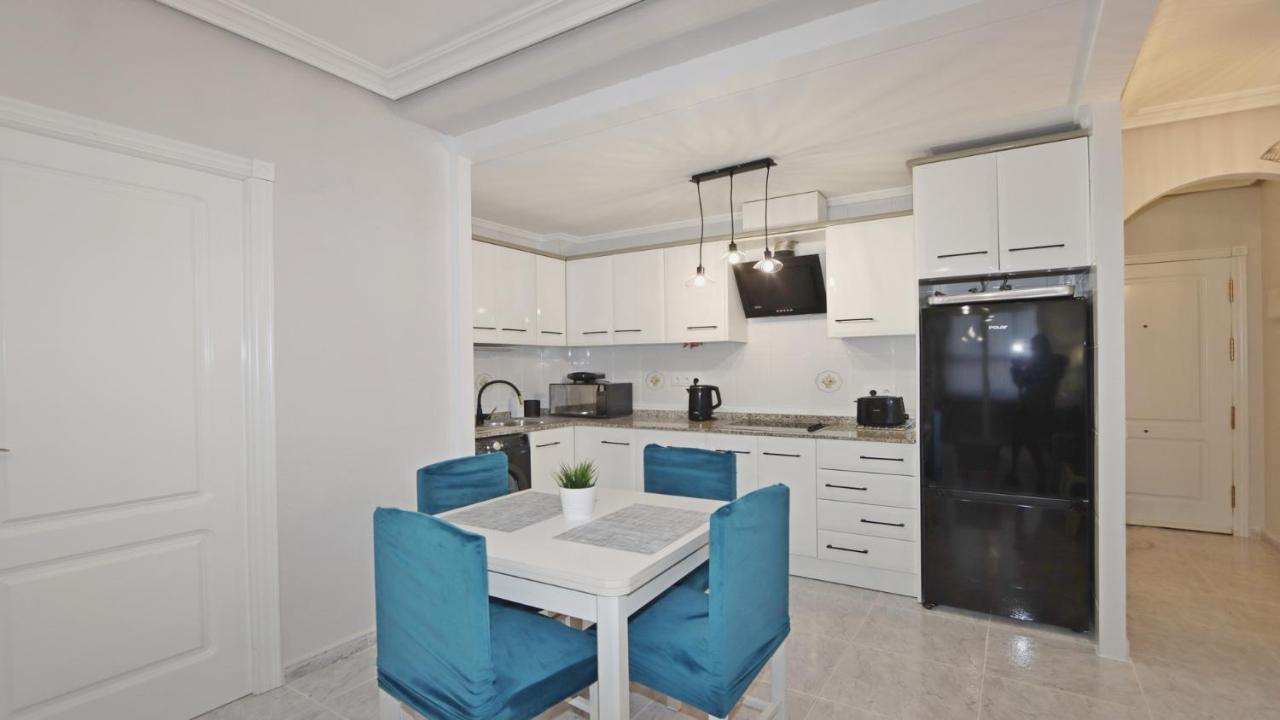 Ref 9033 Apartamento Moriones Торевьиа Экстерьер фото